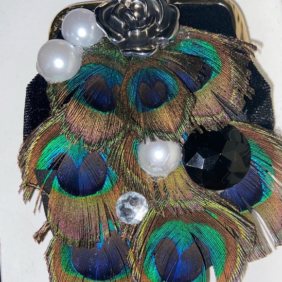 “ROYALTY”Mini Peacock Feath. Coin Purse/Pill “Box” - Picture 10 of 13